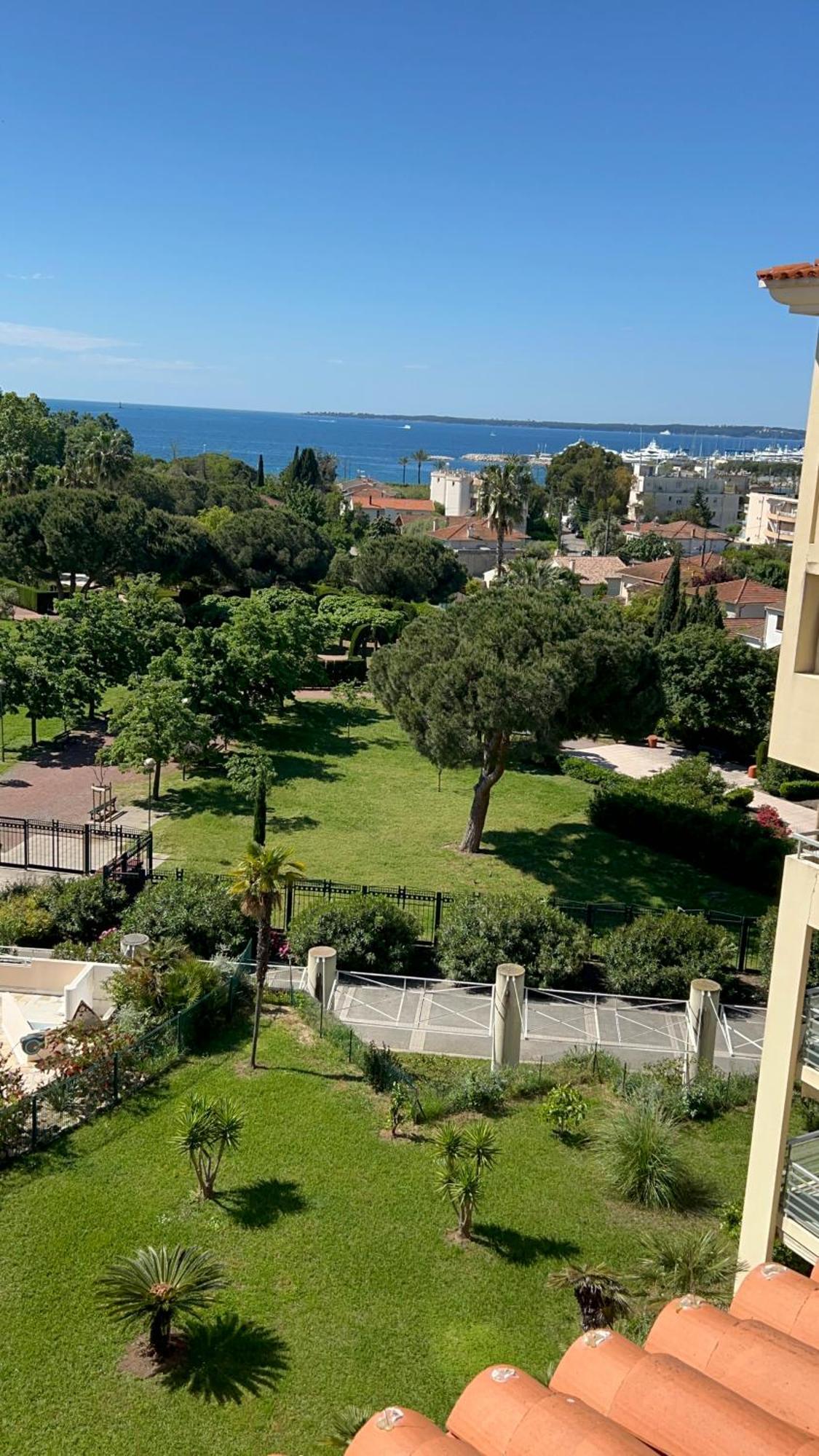 Duplex Villa Les Pins 89M2 Et Terrasse 30M2 Antibes Exteriör bild
